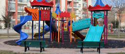 Açık Hava Oyun Parkları: Güvenli ve Eğitici Tasarım İpuçları