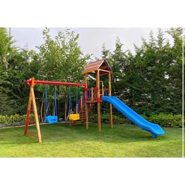 Ahşap Çocuk Parkı: Çocuklarda Hareketli Yaşam Alışkanlığını Destekleme